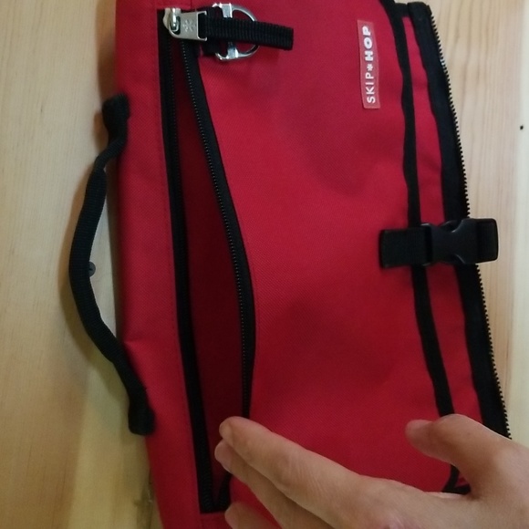 Skip * Hop Pronto Baby Changing Station & Diaper Clutch, Red w/Striped Interior - Picture 2 of 15